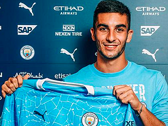 Manchester City complete €30m...